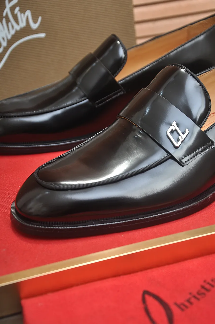 Men's shoes 💰620💶 [Chrstian Loubotin] Red-soled shoes 💋Original mold opening, the highest version on the market, purely handmade ➕Imported cowhide uppers, first-layer water-dyed cowhide lining! Original EU high-gloss outsole. 38 to 45 (45 customized)